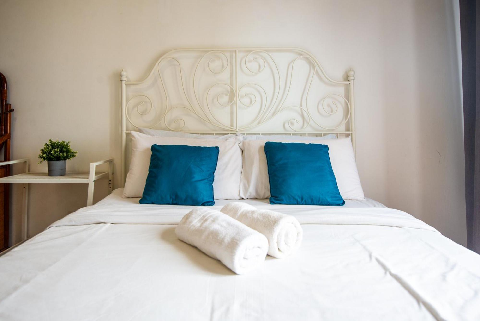 Casa Orient @ Macalister 218 ❈中路218东方之家 3Br 8Pax Apartamento George Town Exterior foto